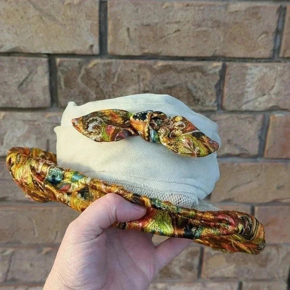 🚨Host Pick🎉Sparkling Vintage Hat - Picture 1 of 9